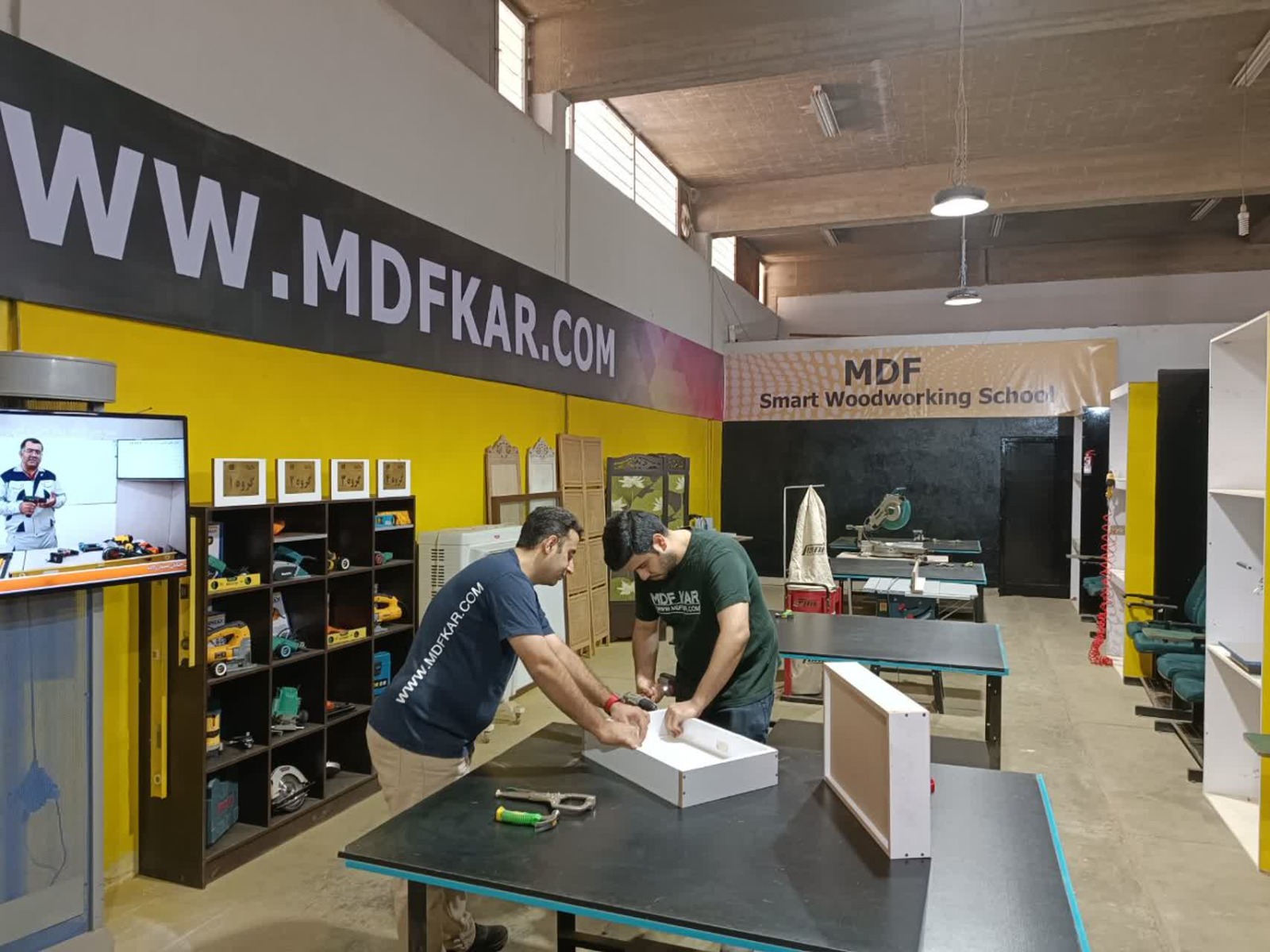 آموزشگاه صنایع چوب جزیره در اهواز